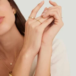 Rings<Mejuri Angled Diamond Station Ring
