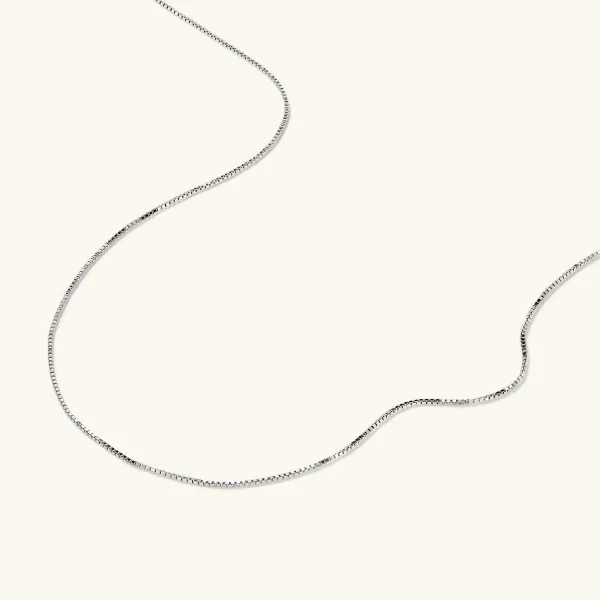Necklaces<Mejuri Baby Box Chain Necklace