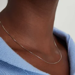 Necklaces<Mejuri Baby Box Chain Necklace