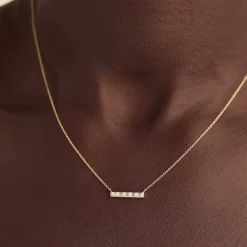 Necklaces<Mejuri Baguette Diamond Bar Necklace