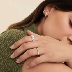 Rings<Mejuri Baguette Diamond Half Eternity Band