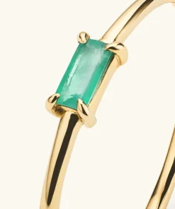 Rings<Mejuri Baguette Emerald Stacker Ring