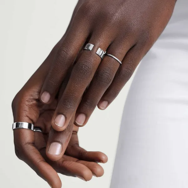 Rings<Mejuri Beam Pav Diamond Open Cigar Band
