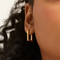 Earrings<Mejuri Block Medium Hoops