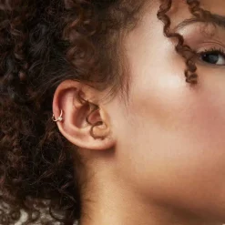 Earrings<Mejuri Cartilage Solo Diamond Mini Hoop