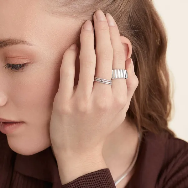 Rings<Mejuri Charlotte Bold Ring