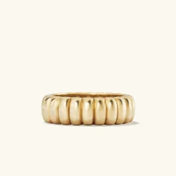 Rings<Mejuri Charlotte Ring