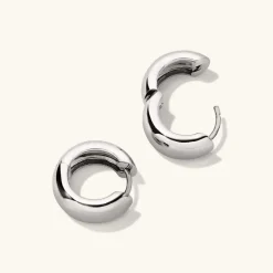 Earrings<Mejuri Chunky Medium Hoops