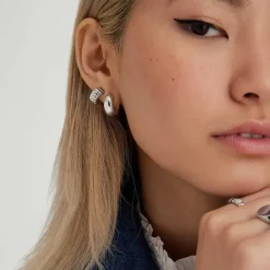 Earrings<Mejuri Chunky Medium Hoops