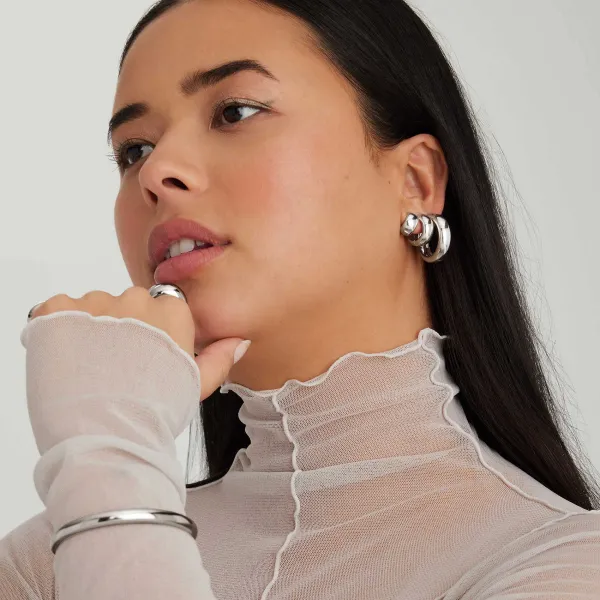 Earrings<Mejuri Chunky Medium Hoops