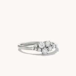 Rings<Mejuri Diamonds Cluster Ring