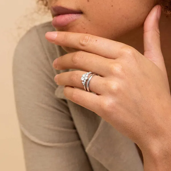 Rings<Mejuri Diamonds Cluster Ring