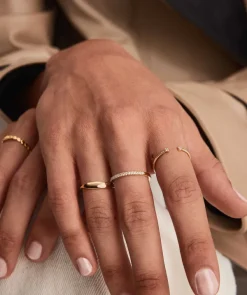 Rings<Mejuri Diamonds Team Ring