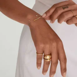 Bracelets<Mejuri Engravable Bar Bracelet