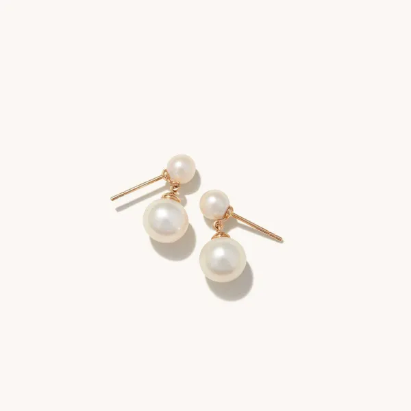 Earrings<Mejuri Essential Pearl Earrings