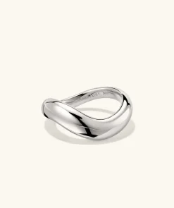 Rings<Mejuri Figure Ring