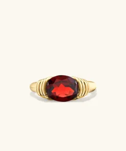 Rings<Mejuri Heirloom Ring