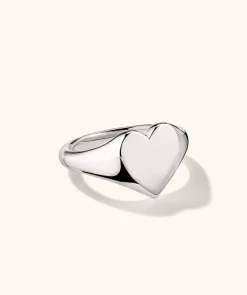 Rings<Mejuri Large Heart Signet