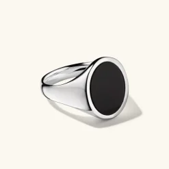 Rings<Mejuri Oval Gemstone Signet Ring