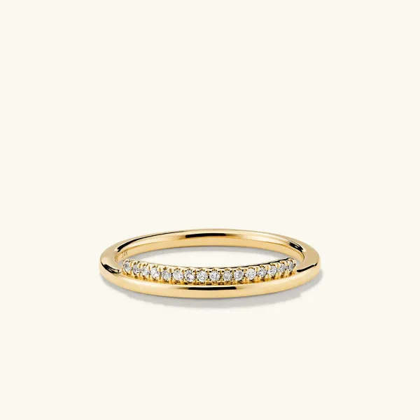 Rings<Mejuri Pav Diamond Bar Stacker Ring