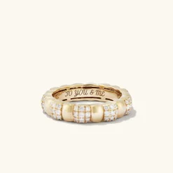 Rings<Mejuri Pav Diamond Soft Charlotte Ring