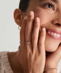 Rings<Mejuri Pav Diamond Star Open Ring