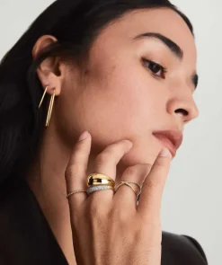 Rings<Mejuri Pav Diamond Thin D Me Ring
