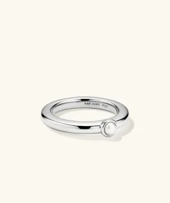 Rings<Mejuri Pearl Stacker Ring