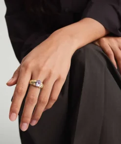 Rings<Mejuri Puffy Charlotte Gemstone Ring