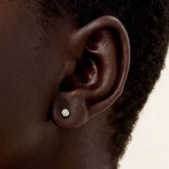 Earrings<Mejuri Round Diamond Studs