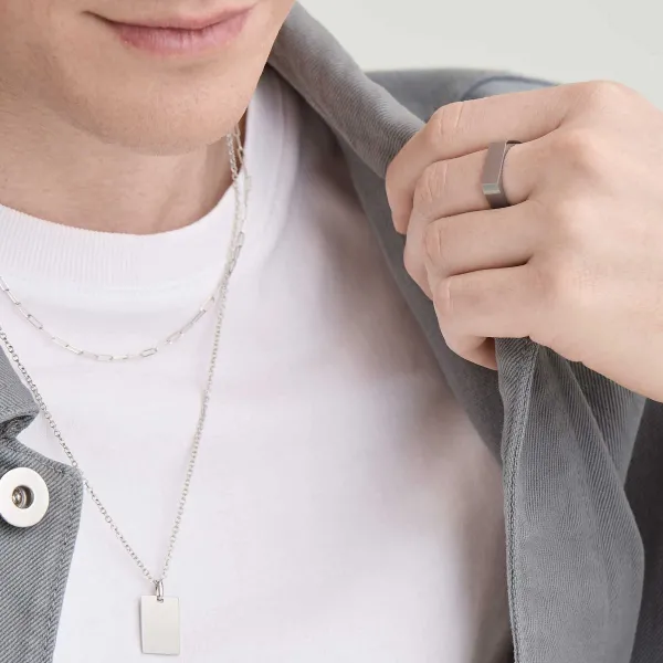 Rings<Mejuri Slim Rectangular Signet Ring