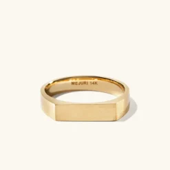 Rings<Mejuri Ultra Slim Rectangular Signet Ring