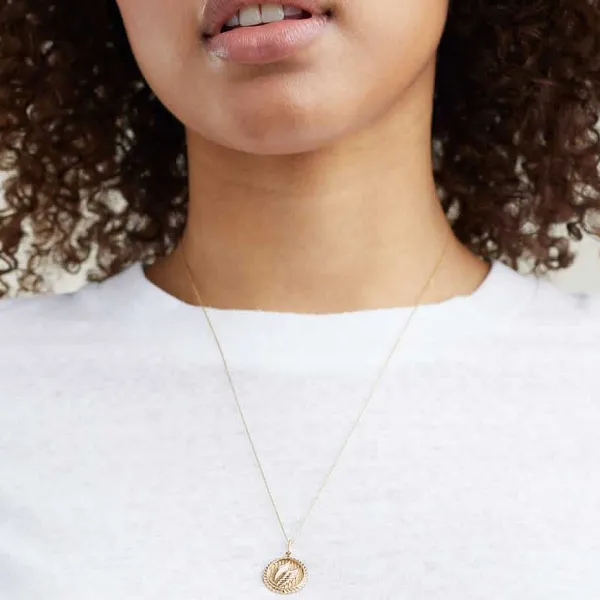 Necklaces<Mejuri Victory: Winged Coin Charm Pendant