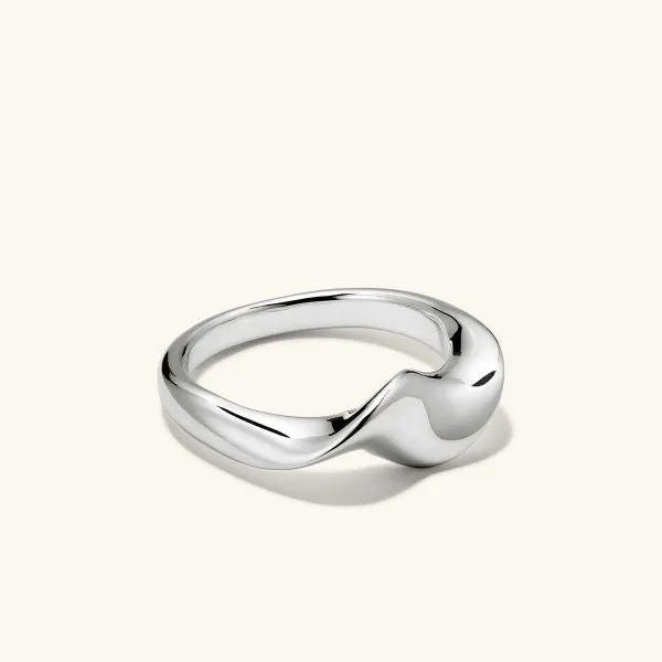 Rings<Mejuri Wave Ring