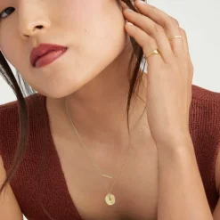 Necklaces<Mejuri Zodiac Pendant Necklace